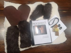 Mitten Making Kit Contents